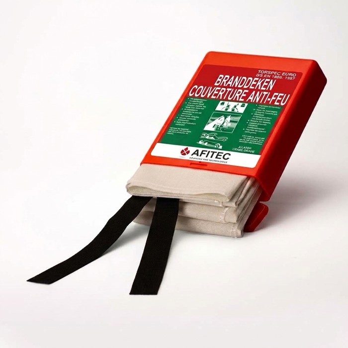 Couvertures anti-feu et trousses de secours